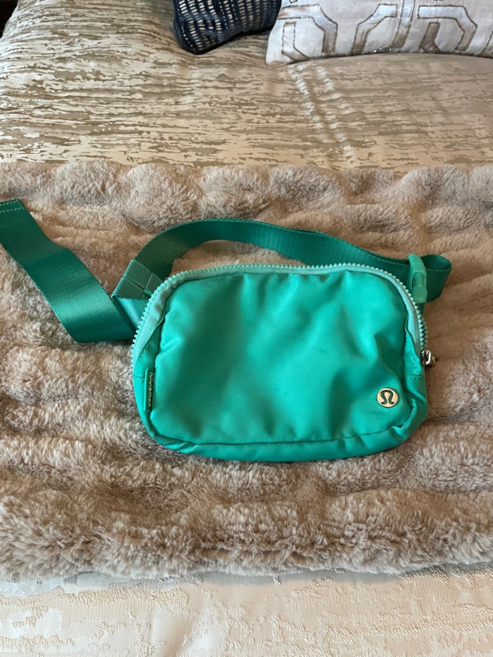 lululemon athletica Teal Crossbody Belt Bag